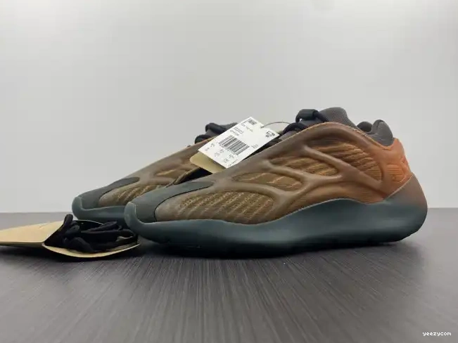 GY4109 Adidas Boost Yeezy V3 Copfade 700 0607